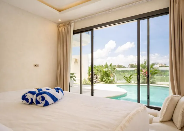 Villa Tropical Aurelia 4 Bedroom & Rooftop Canggu (Bali)